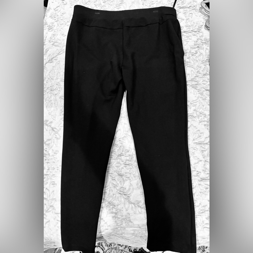Black Label -women’s Ponte slim pull on dress pants. Ankle length, Black, 14,